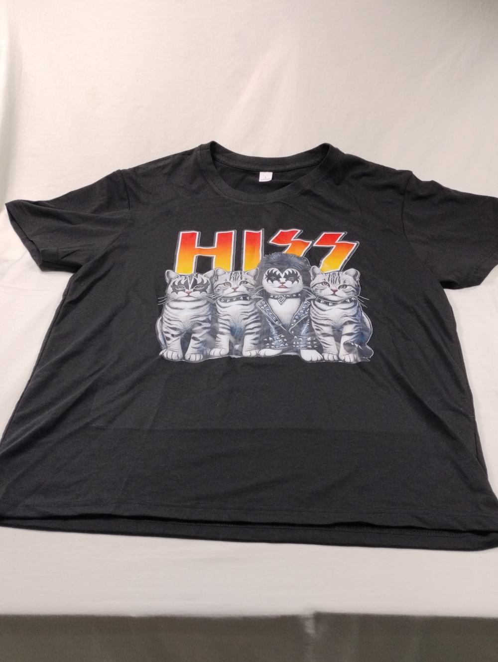 Hiss Men's T Shirt Size Large